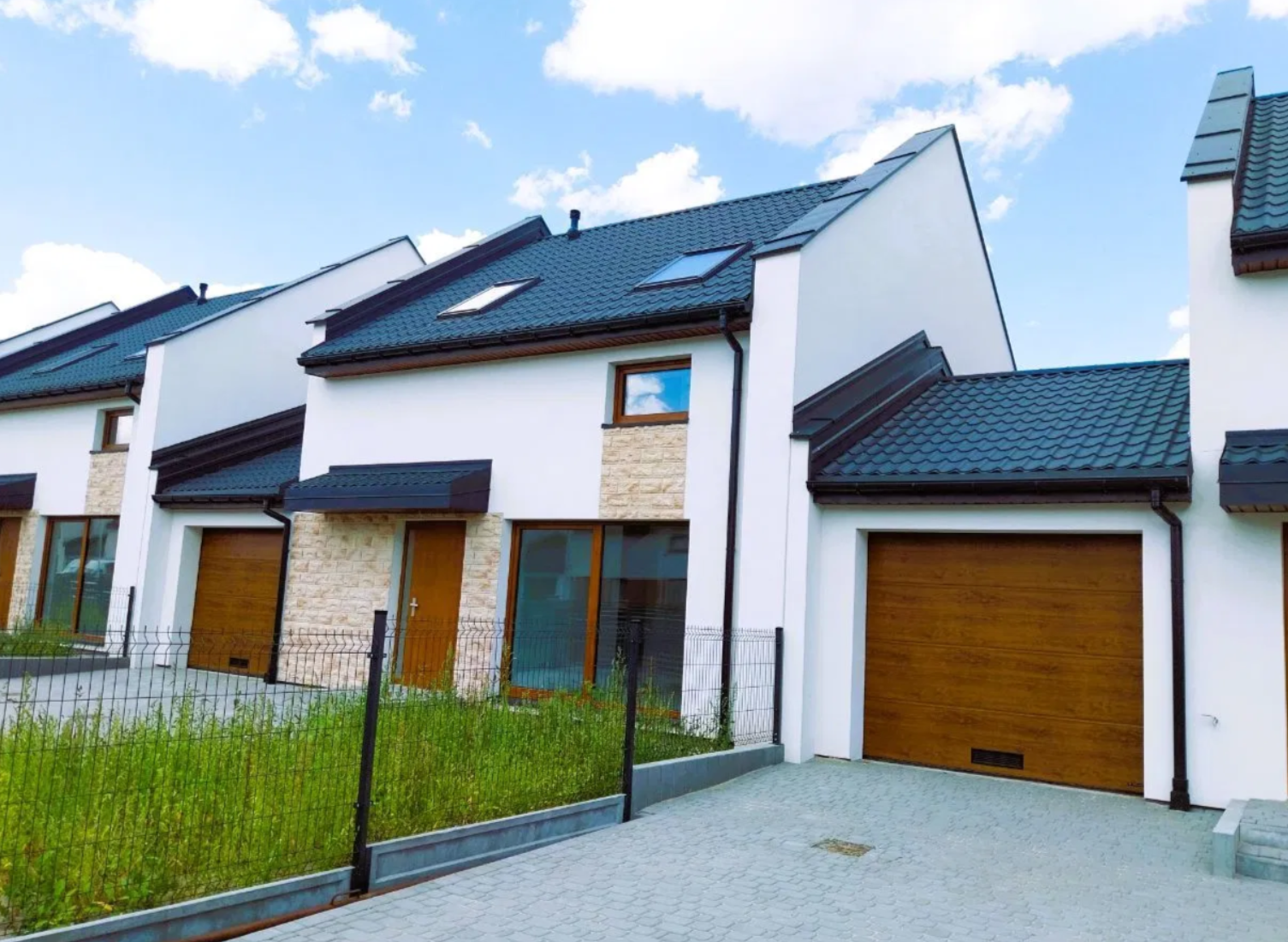 Gotowy do odbioru dom 133 m² (4 pokoje), w nowoczesnej technologii na rodzinnym osiedlu Villa Campina