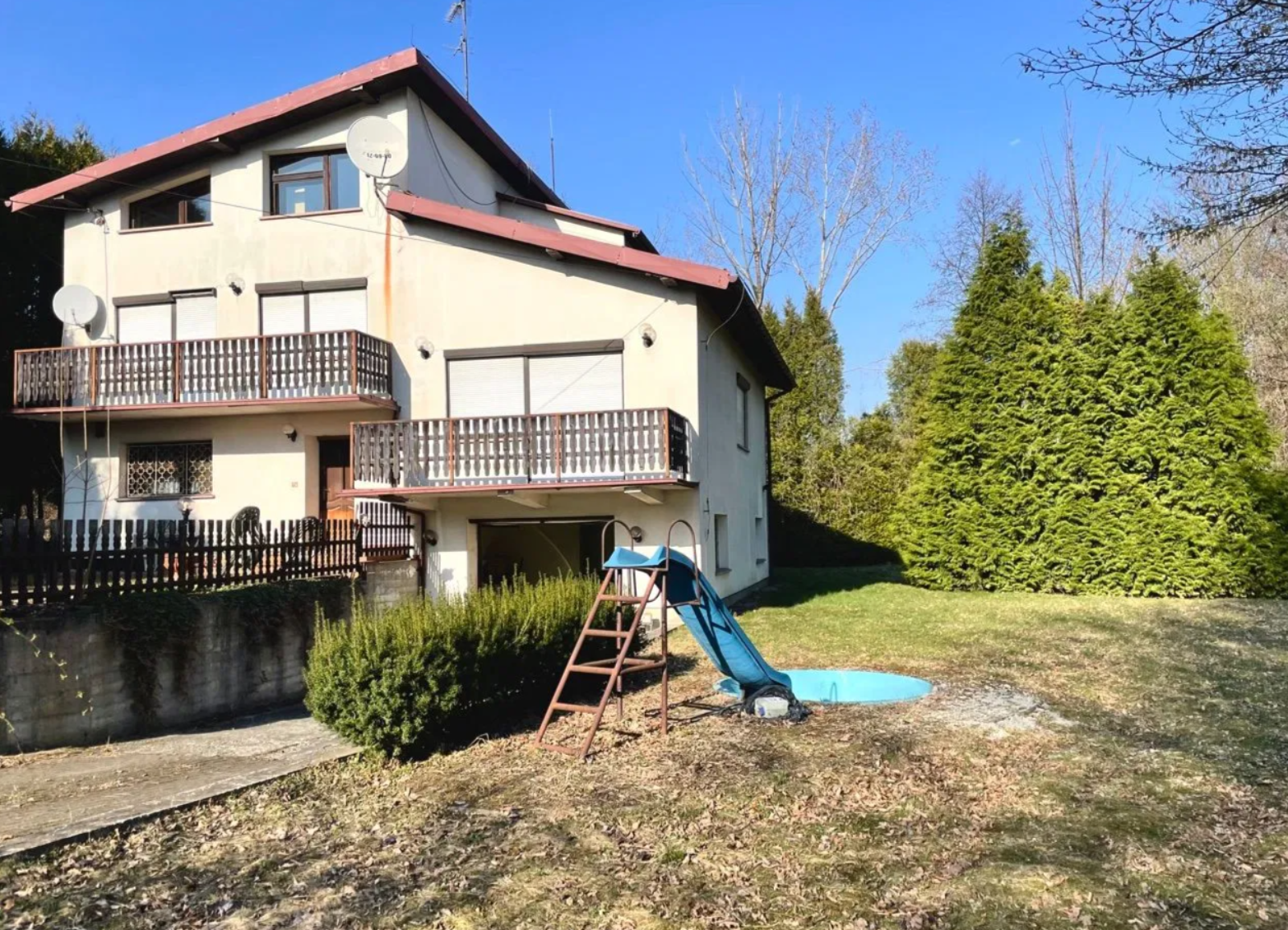 Wygodny dom 340m² z basenem i garażem | Blisko sklepów i S1 | Bielsko-Biała