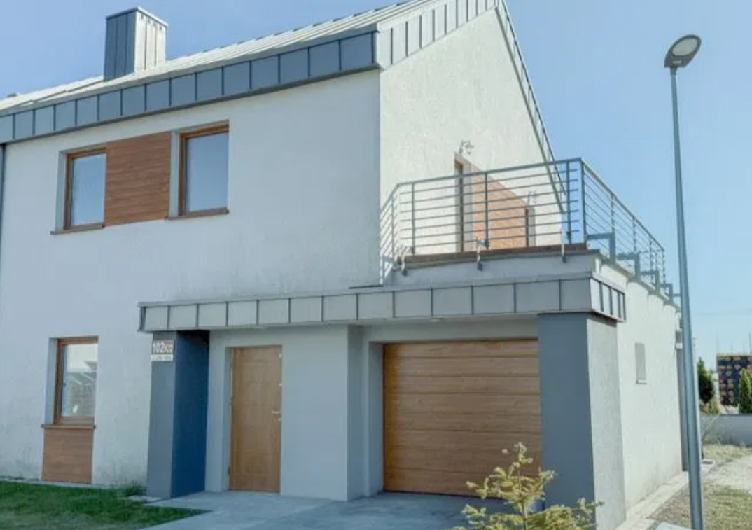 Komfortowy dom w Markach – 195 m², kameralne osiedle, idealny dla rodziny