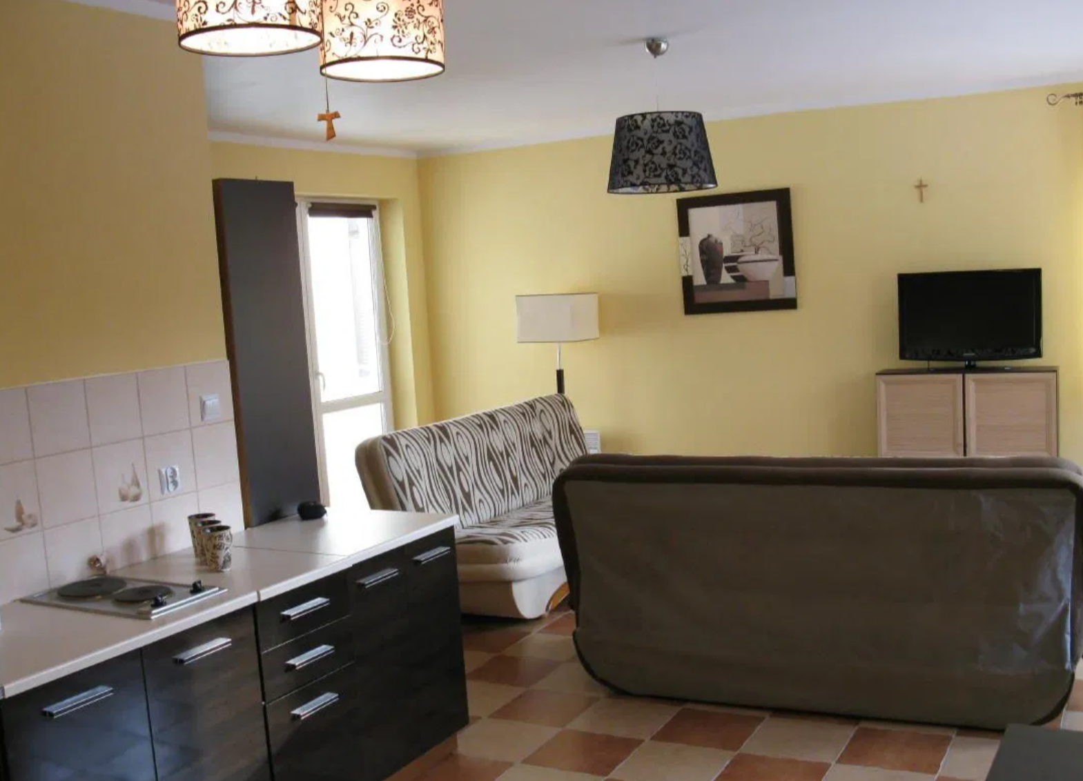 Spokojna okolica, blisko plaży - spacerem nad morze, mieszkanie 2-pokojowe o powierzchni 66.5 m²
